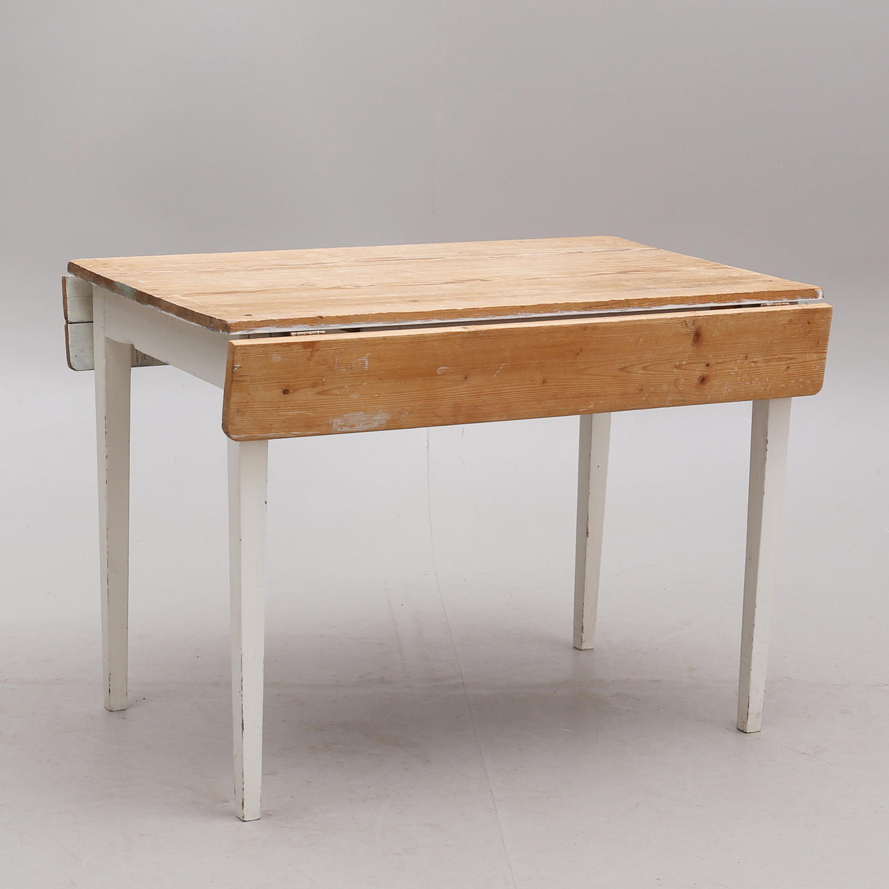 KLAFFBORD, furu, 1900-tal.