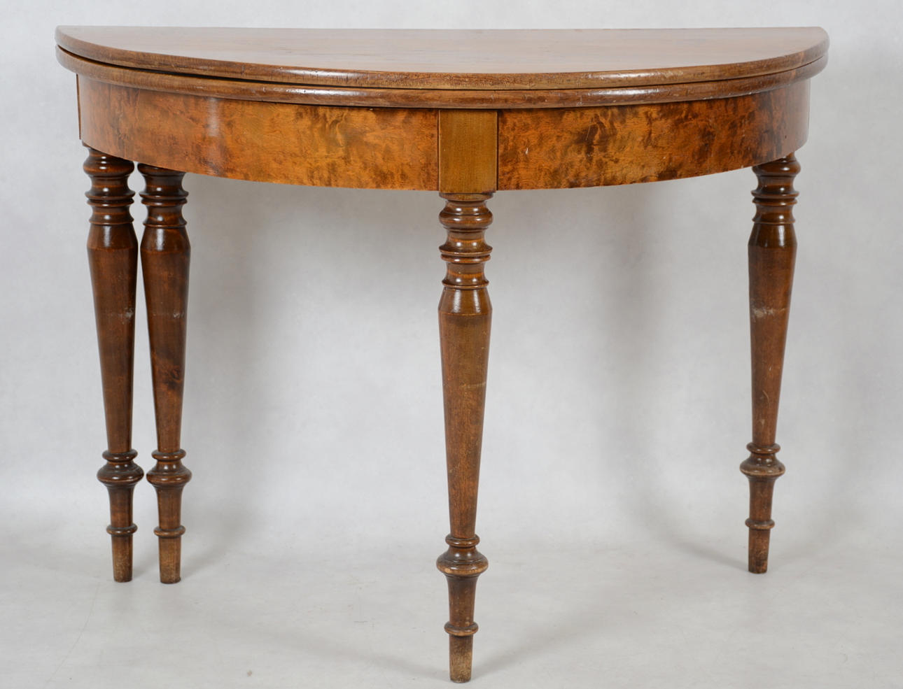 HALVMÅNEBORD, med klaff, 1800-tal.