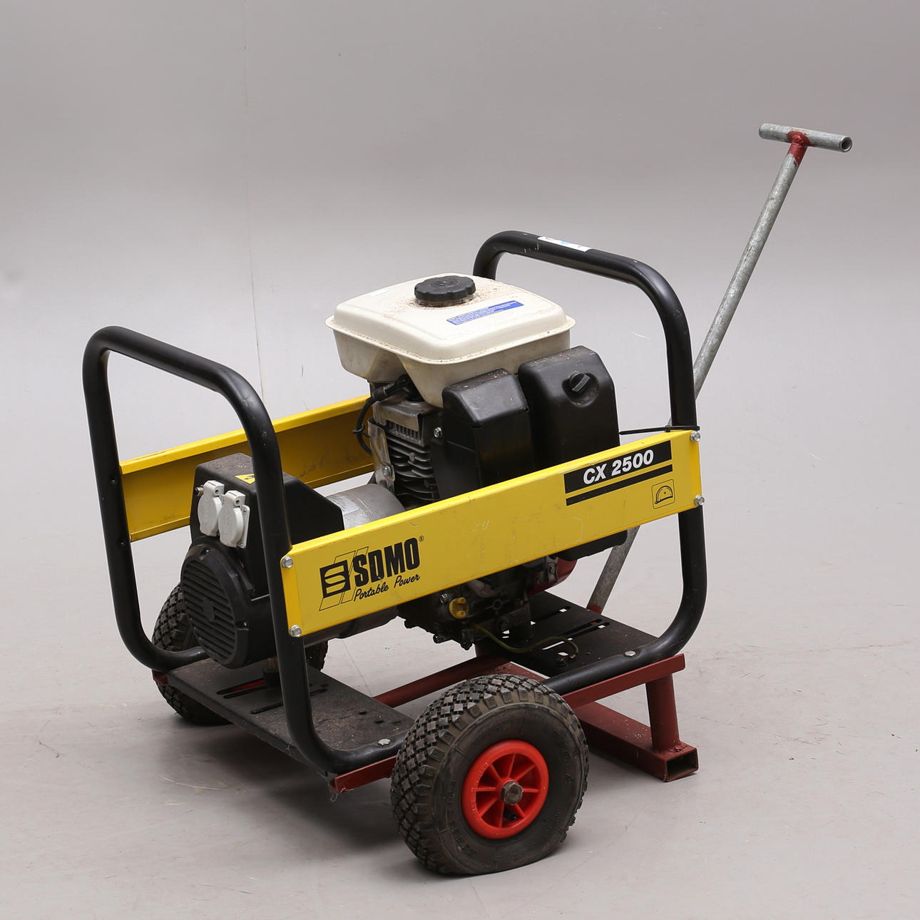 ELVERK, petrol driven, SDMO CX 2500.