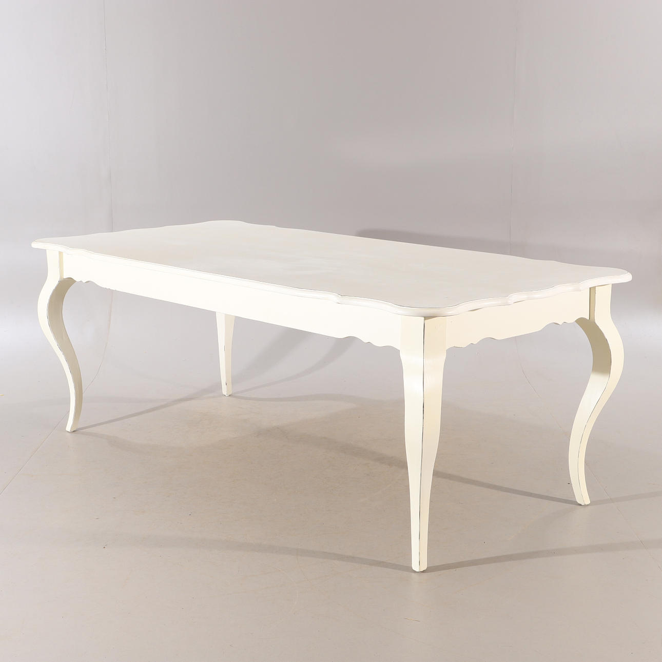 DINING ROOM TABLE, painted white, rococo style, 1900/2000s.