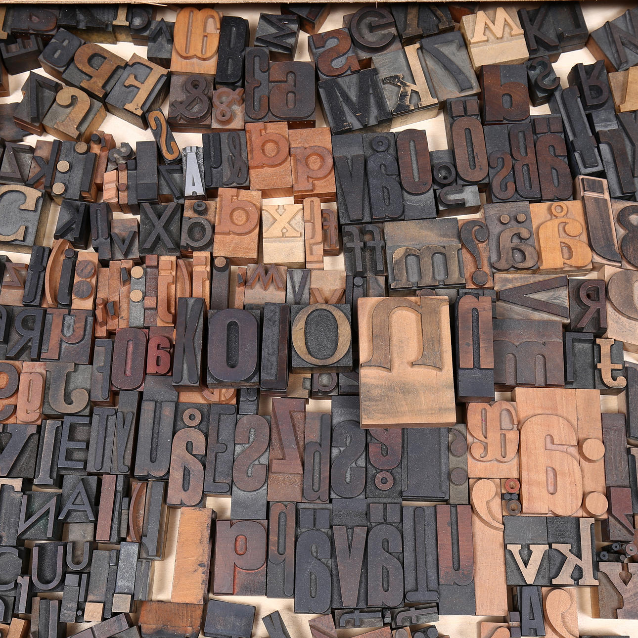 BRIEFTYPEN, Druckerei, 20. Jahrhundert.