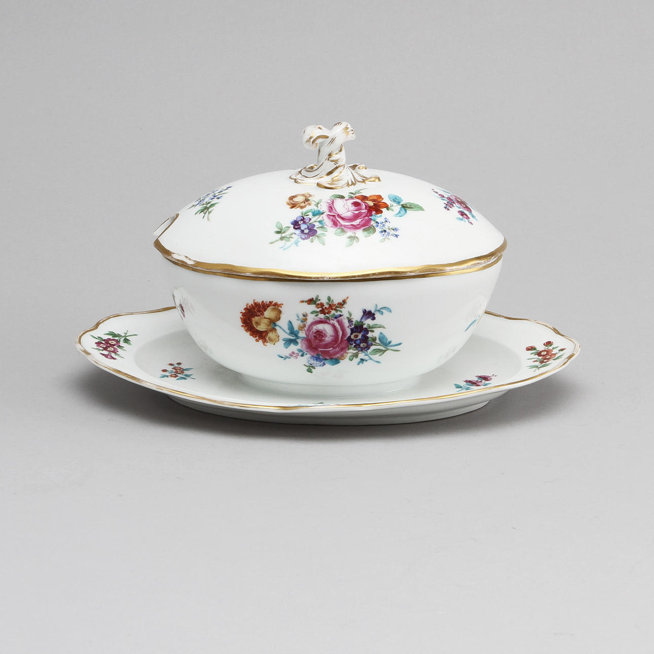SÅSTERRIN, porslin. Meissen 1825-1924.