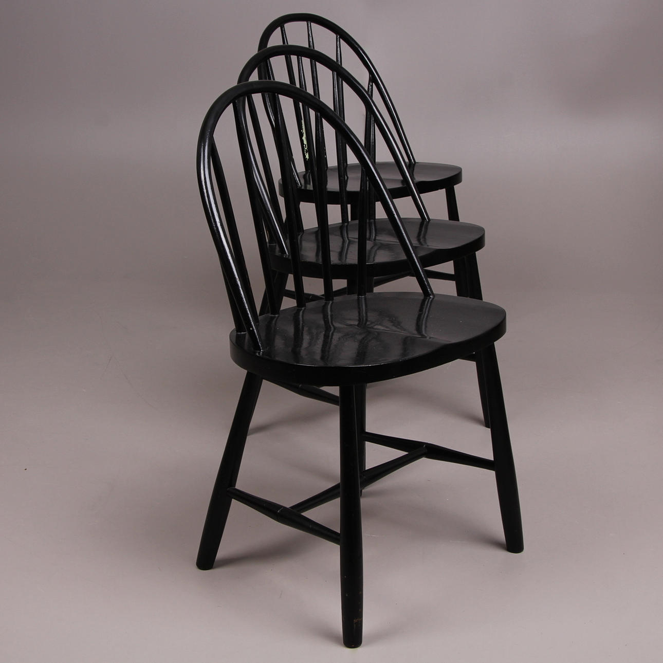 PINNSTOLAR, 3 st. Nässjö möbelfabrik, 1900-talets andra hälft.