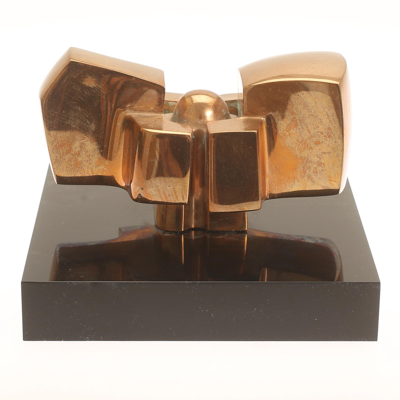 JOSÉ LUIS SANCHEZ. Sculpture, bronze, signed.