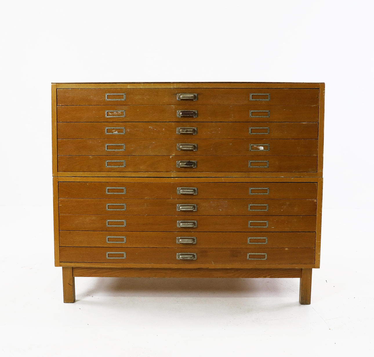 MAPSKAB/TEGNINGSKAB, 10 skuffer, eg, 1900-tallet.