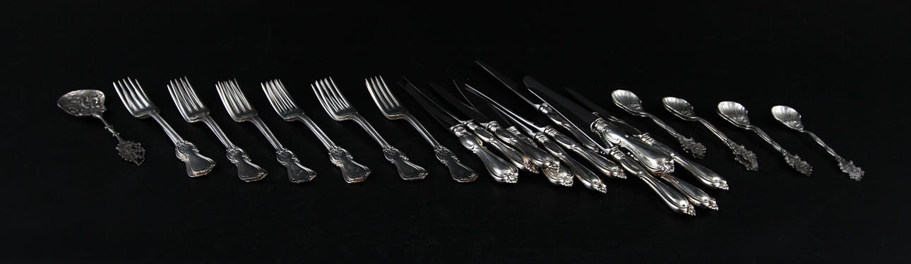 SMÖRGÅSBESTICK, 12 par i Silver.