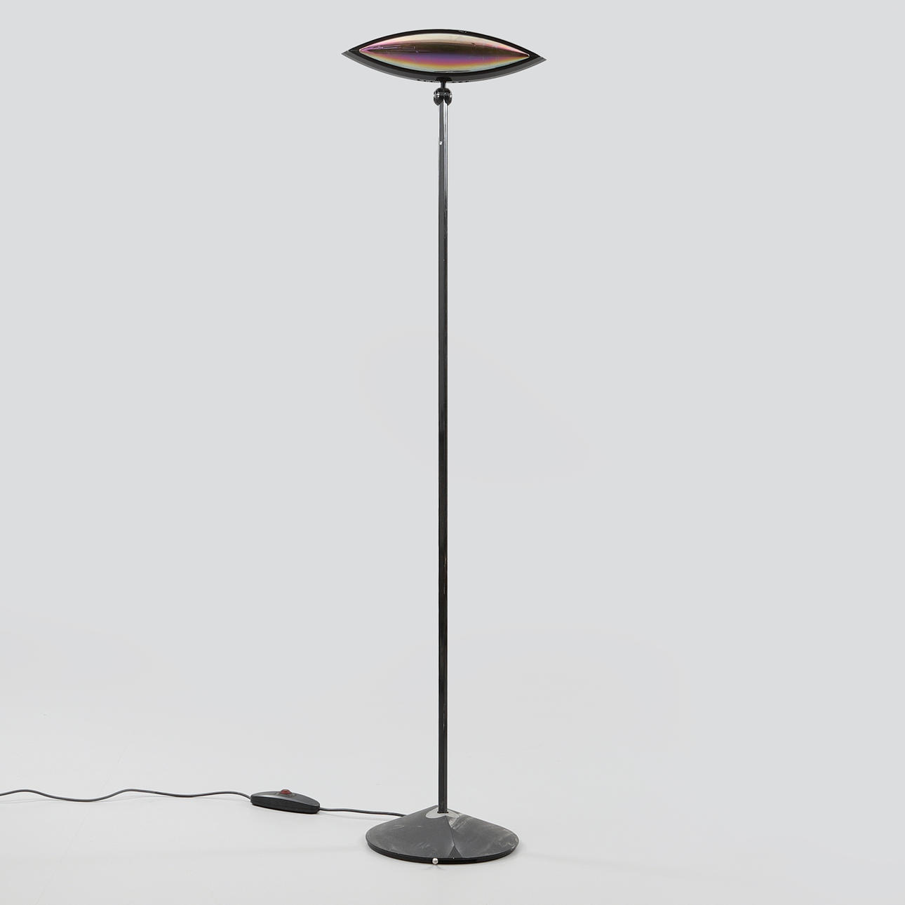 LÁMPARA DE PIE, Relco, Milán, Italia.