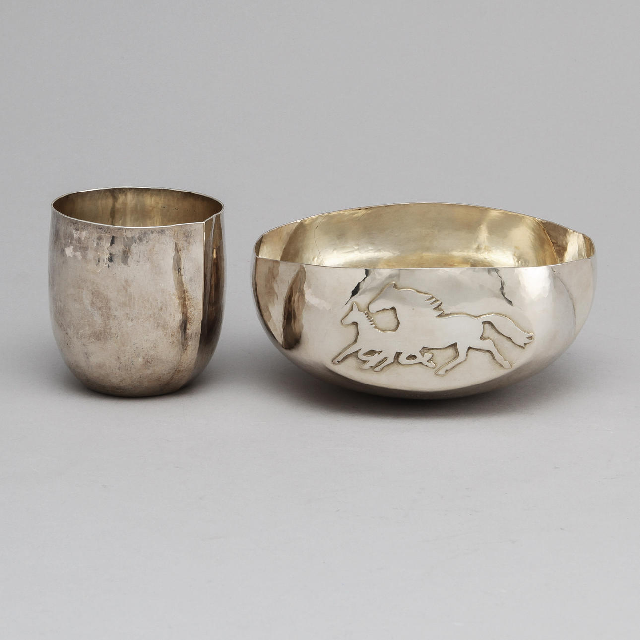 KANNA samt SKÅL, silver, Jan Lundgren, Stockholm 1981, ca 465 gram.