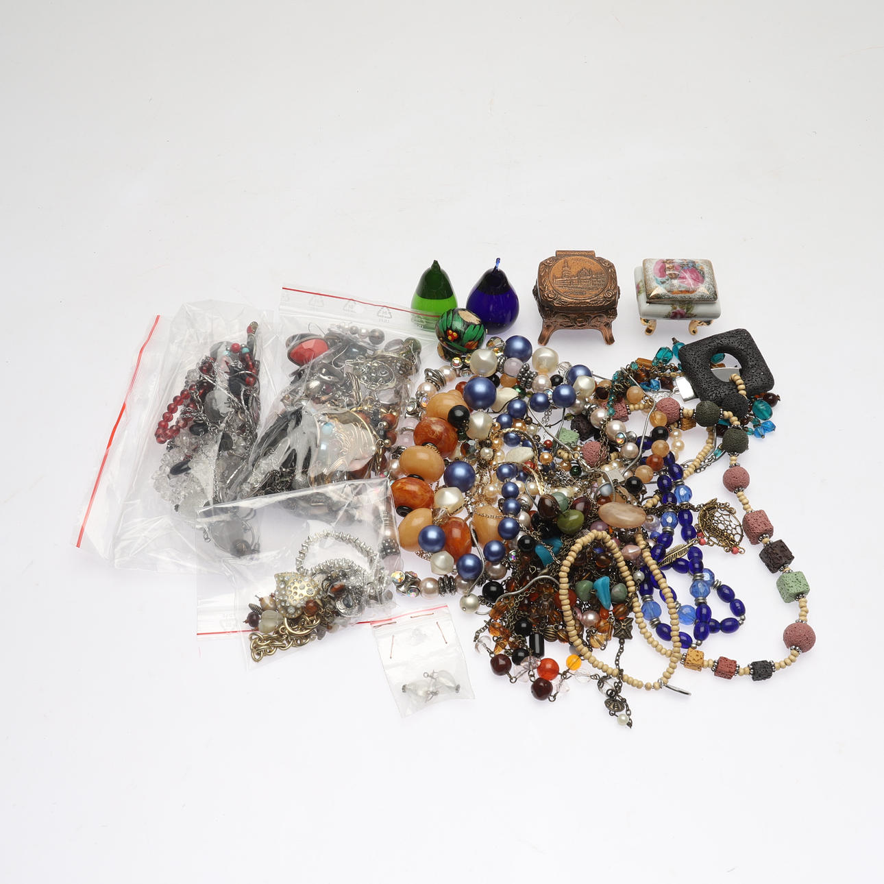 JEWELRY, including "Lapland Pewter", 19/2000s.