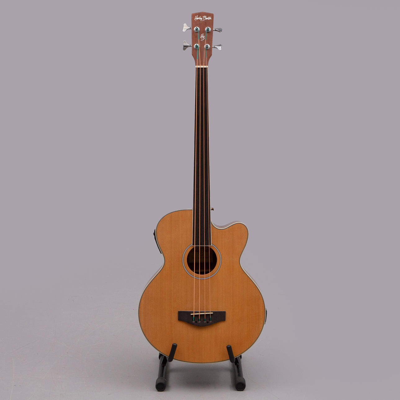 AKUSTISK BAS inkl. ställ, Harley Benton.B 30-Fl.