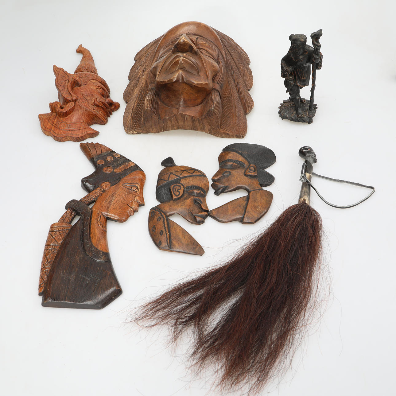 NAAMIT & FIGUURIT, 7 osaa.