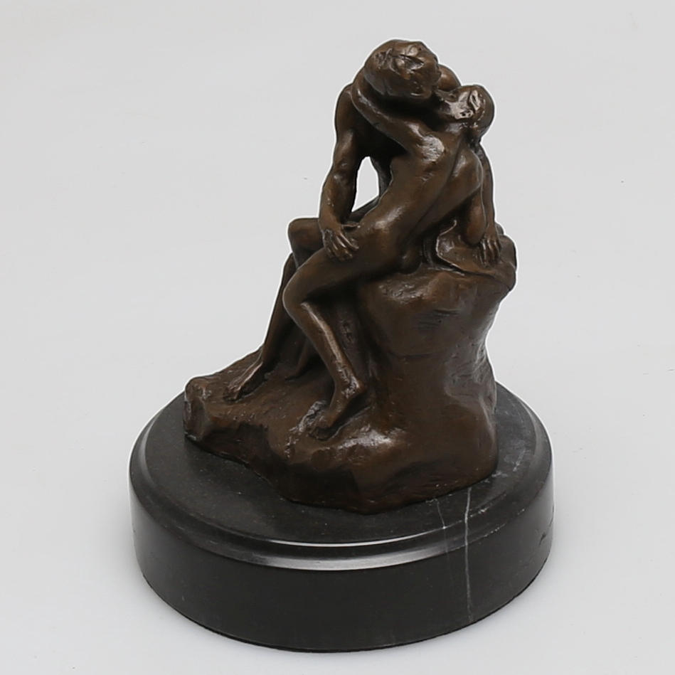 OKÄND KONSTNÄR. Skulptur i brons, kyssande par, osignerad.
