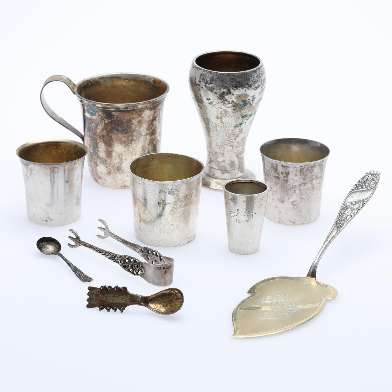 SILVER OBJECTS, 10 pieces. Silver & Metals - Silver - Auctionet