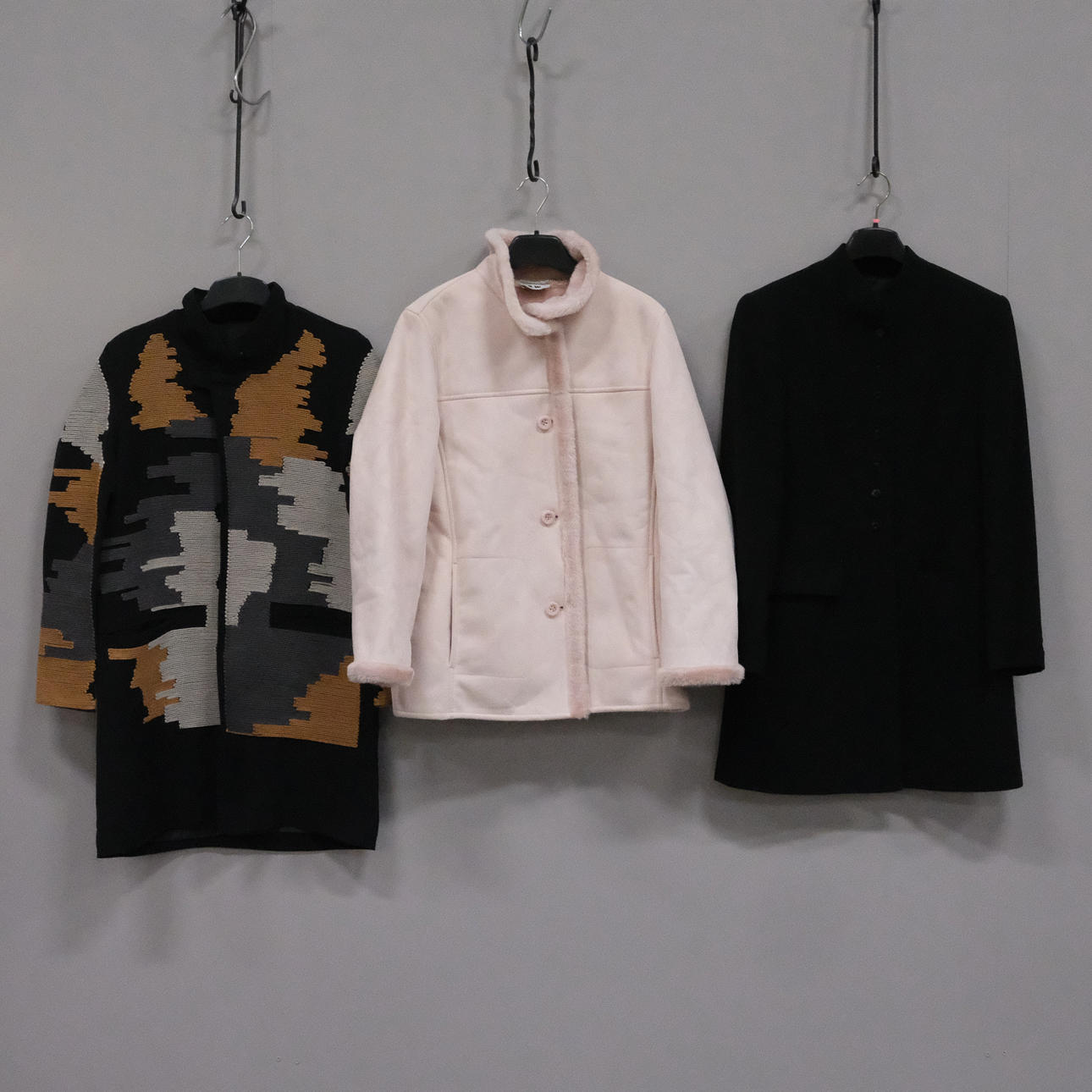 TRE JAKKER, NÜ DANMARK OG GERRY WEBER TYSKLAND.