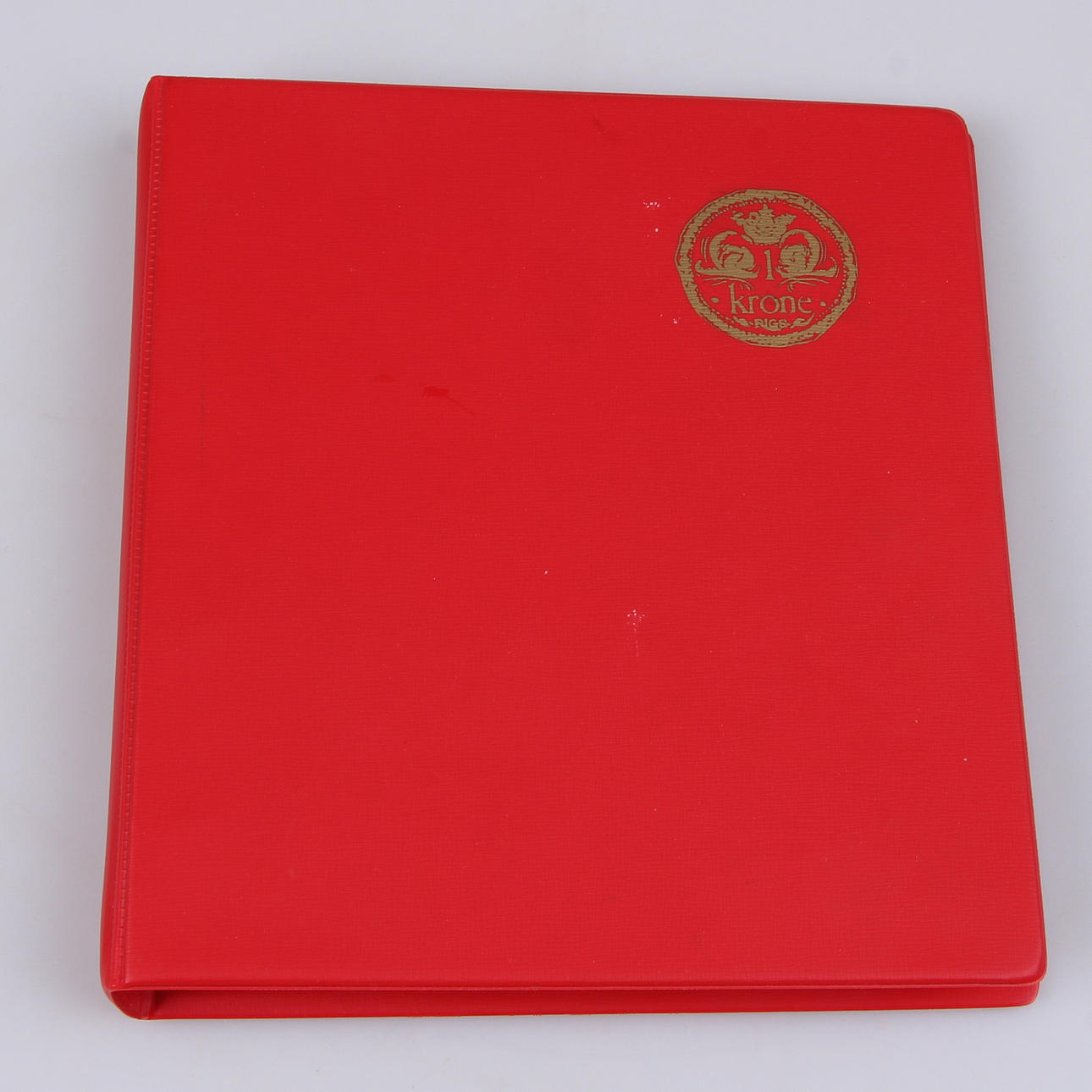 MYNT, 146 st. samt 4 sedlar, album, blandade valörer, 1800/1900-tal.