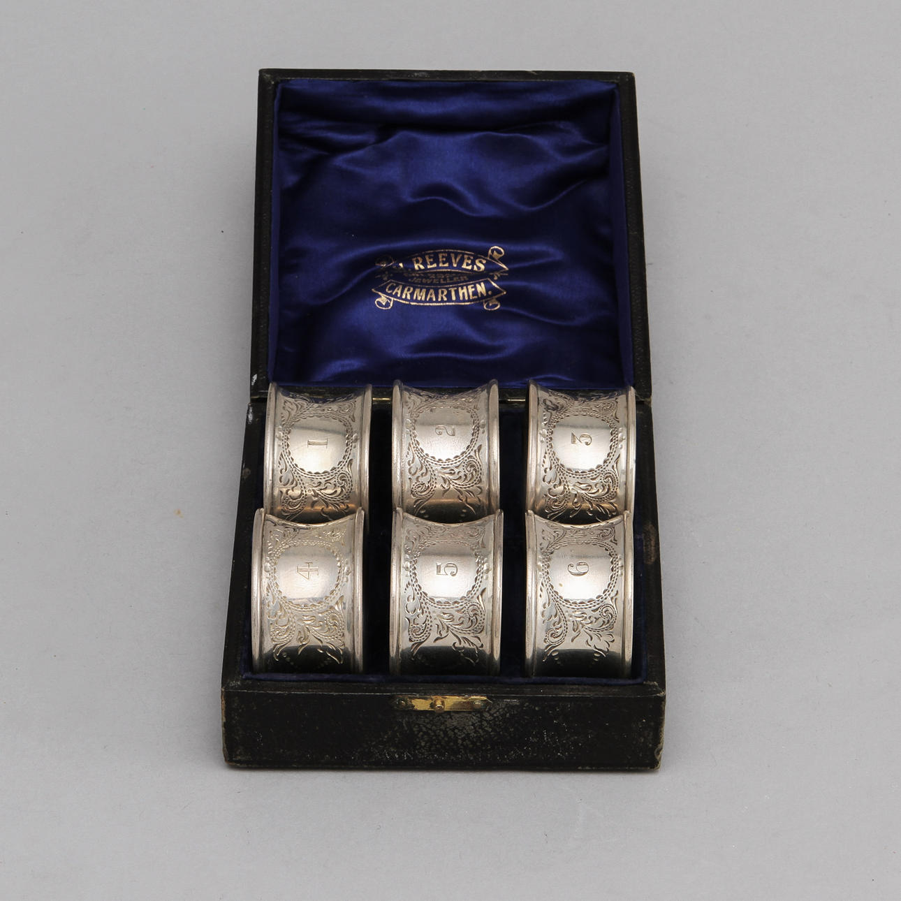 SERVETTRINGAR, 6 st, silver, London 1909-1910, ca 80 gram.