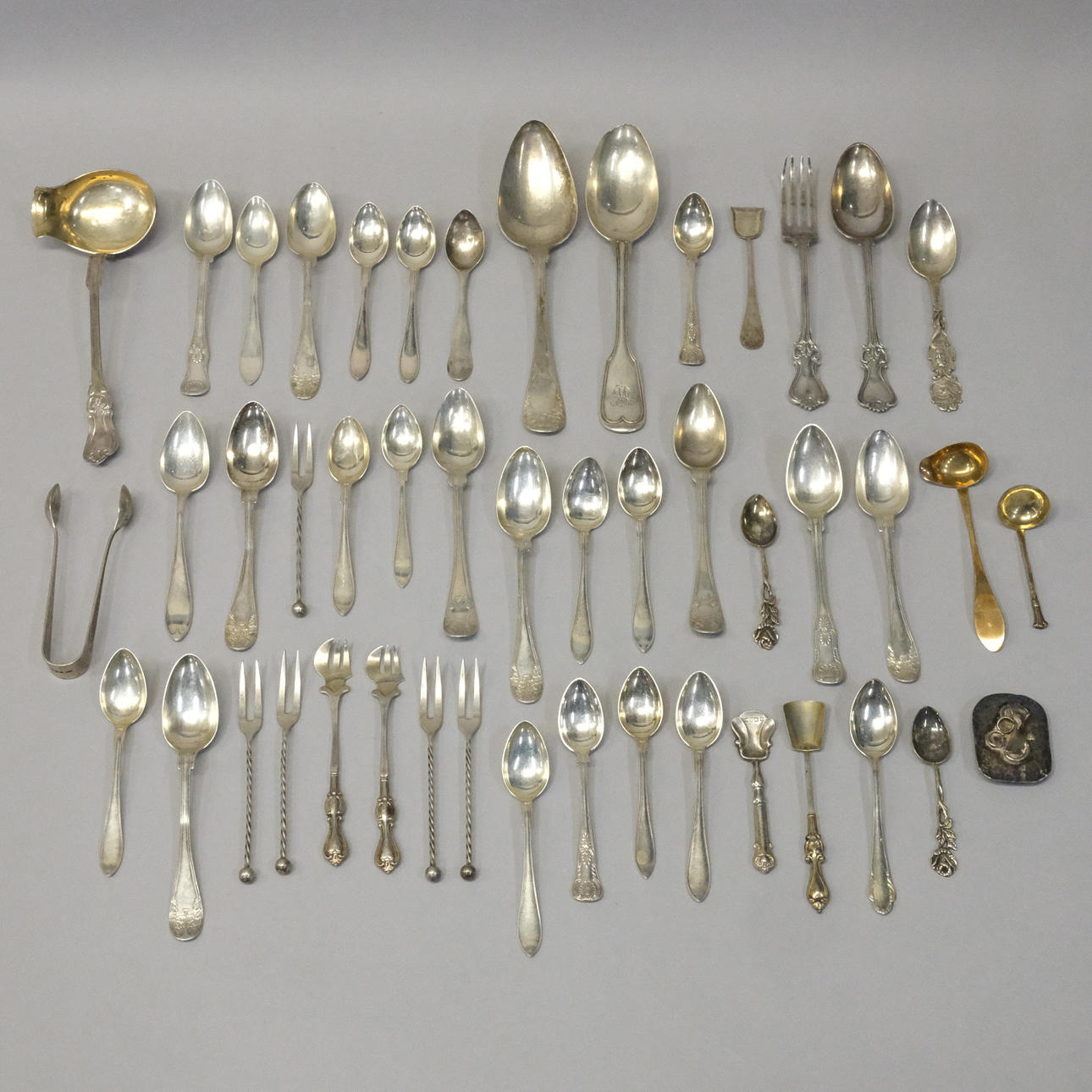 LOT OF A Collection PARTS. Silver & Metals - Silver - Auctionet