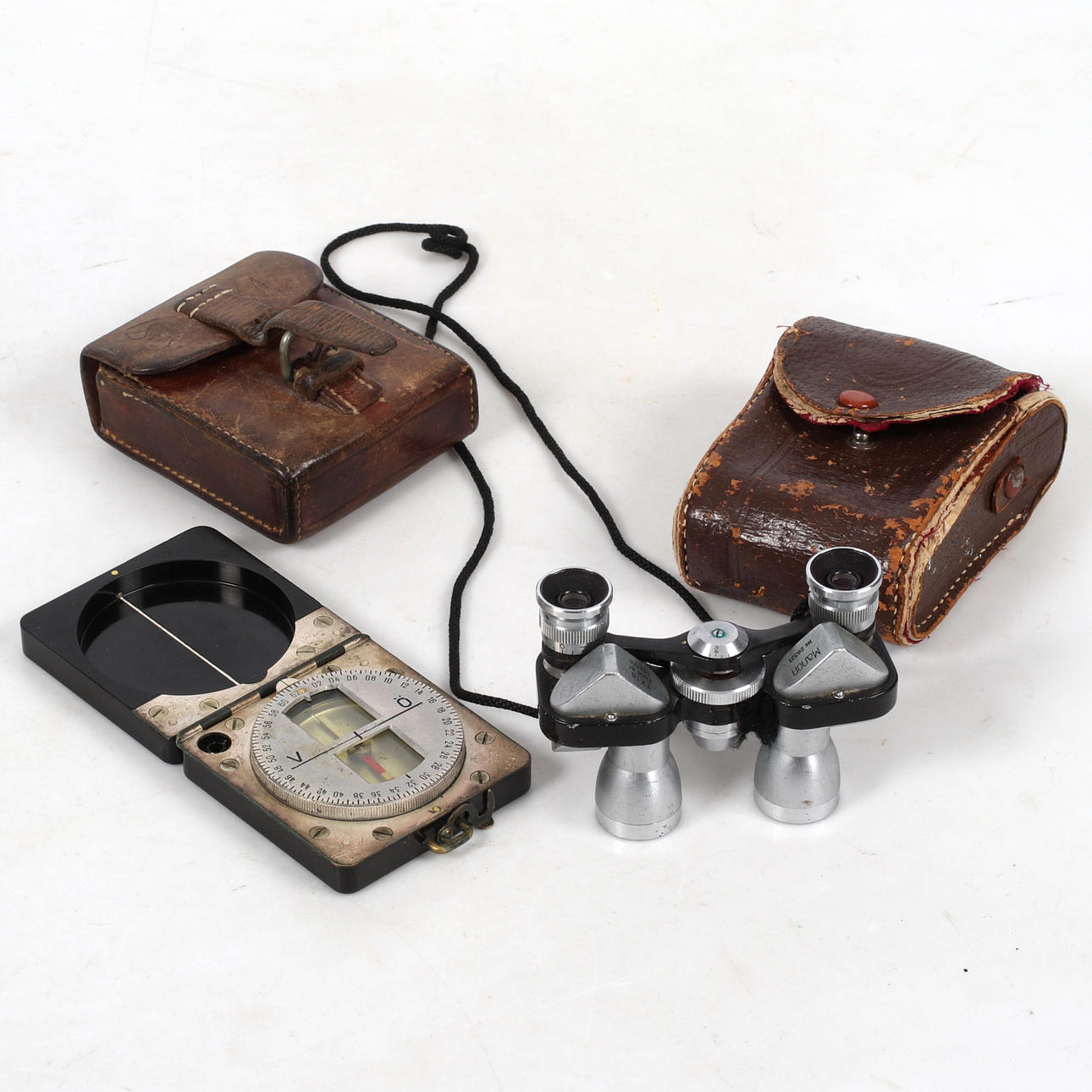 SYFTKOMPASS samt KIKARE, 2 st, Silva/Manon.