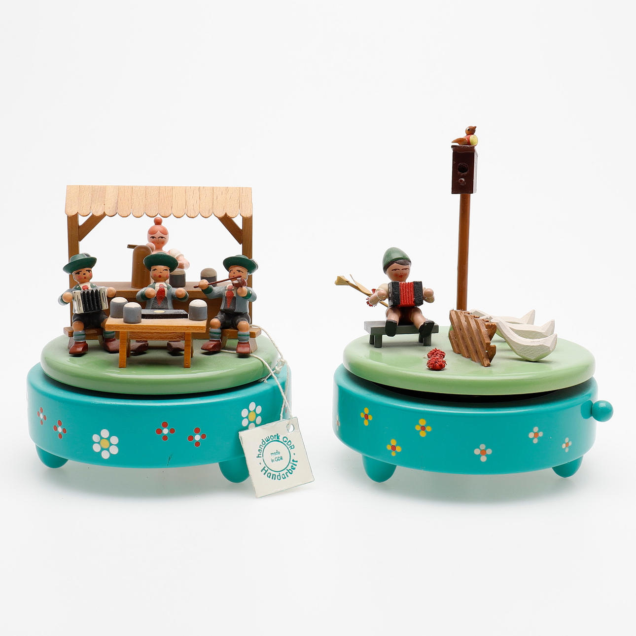 MUSIKDOSE, ERZGEBIRGE, DEUTSCHLAND.