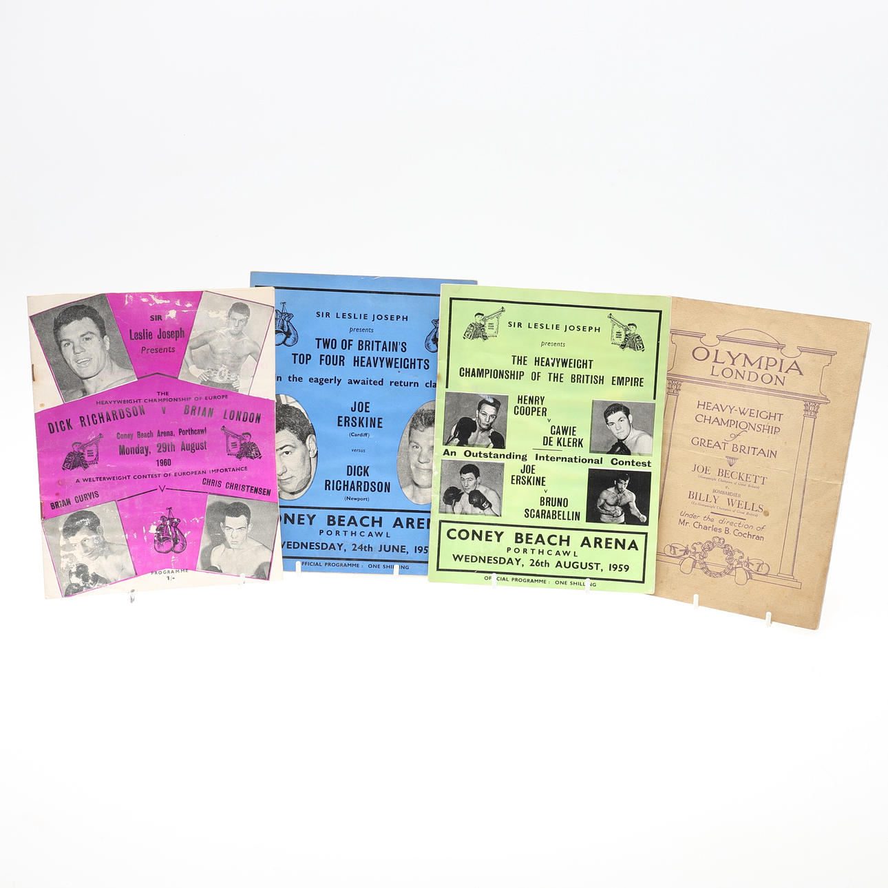 FOUR VINTAGE BOXING PROGRAMMES. Toys - Toys - Auctionet