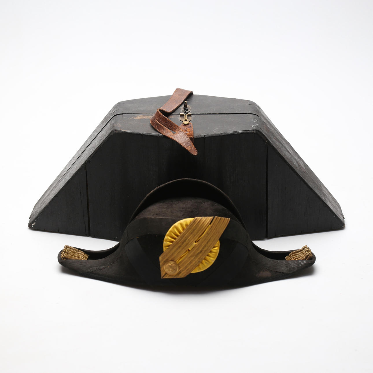 BICORNE, Sverige, 1900-tal.