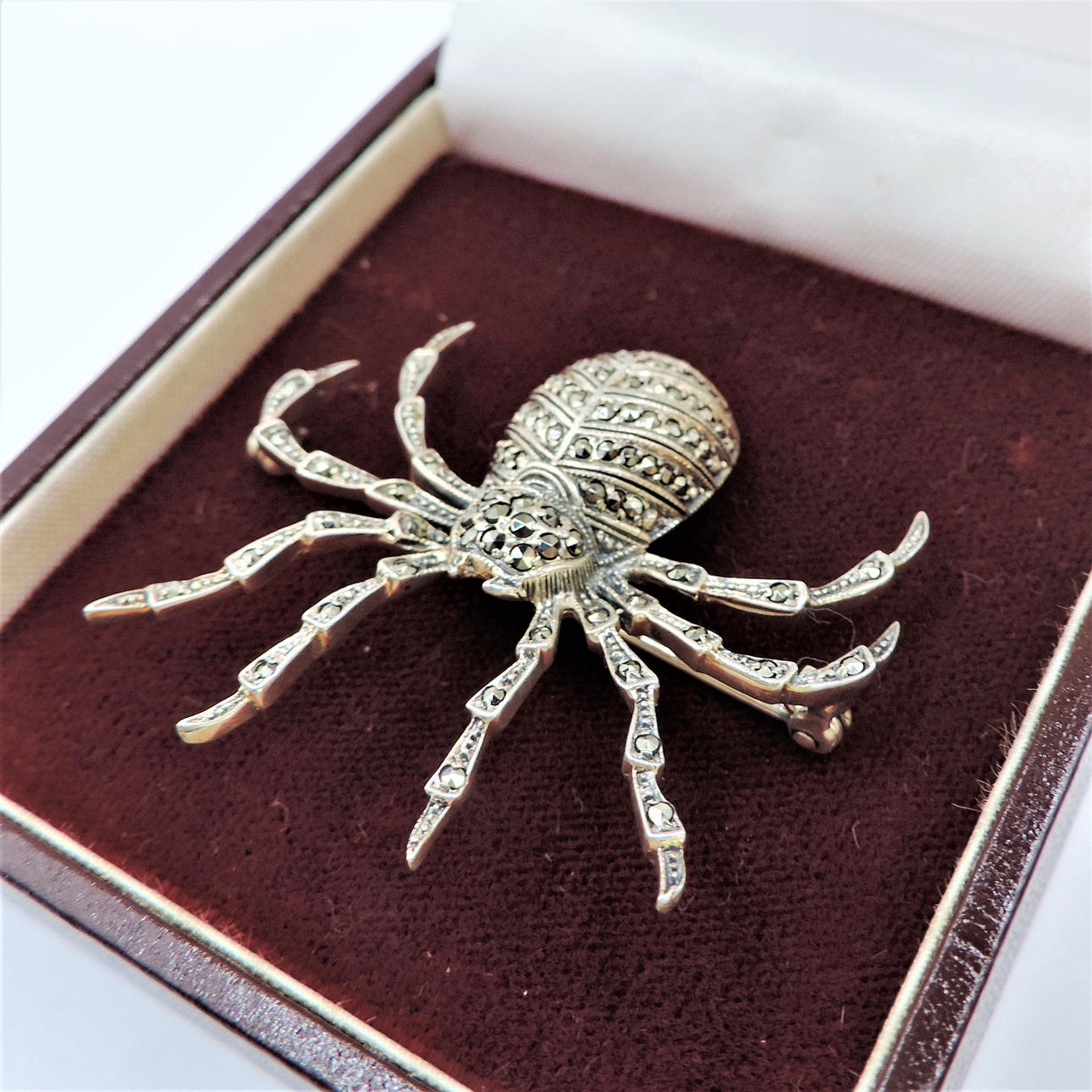 STERLING SILVER MARCASITE SPIDER BROOCH.