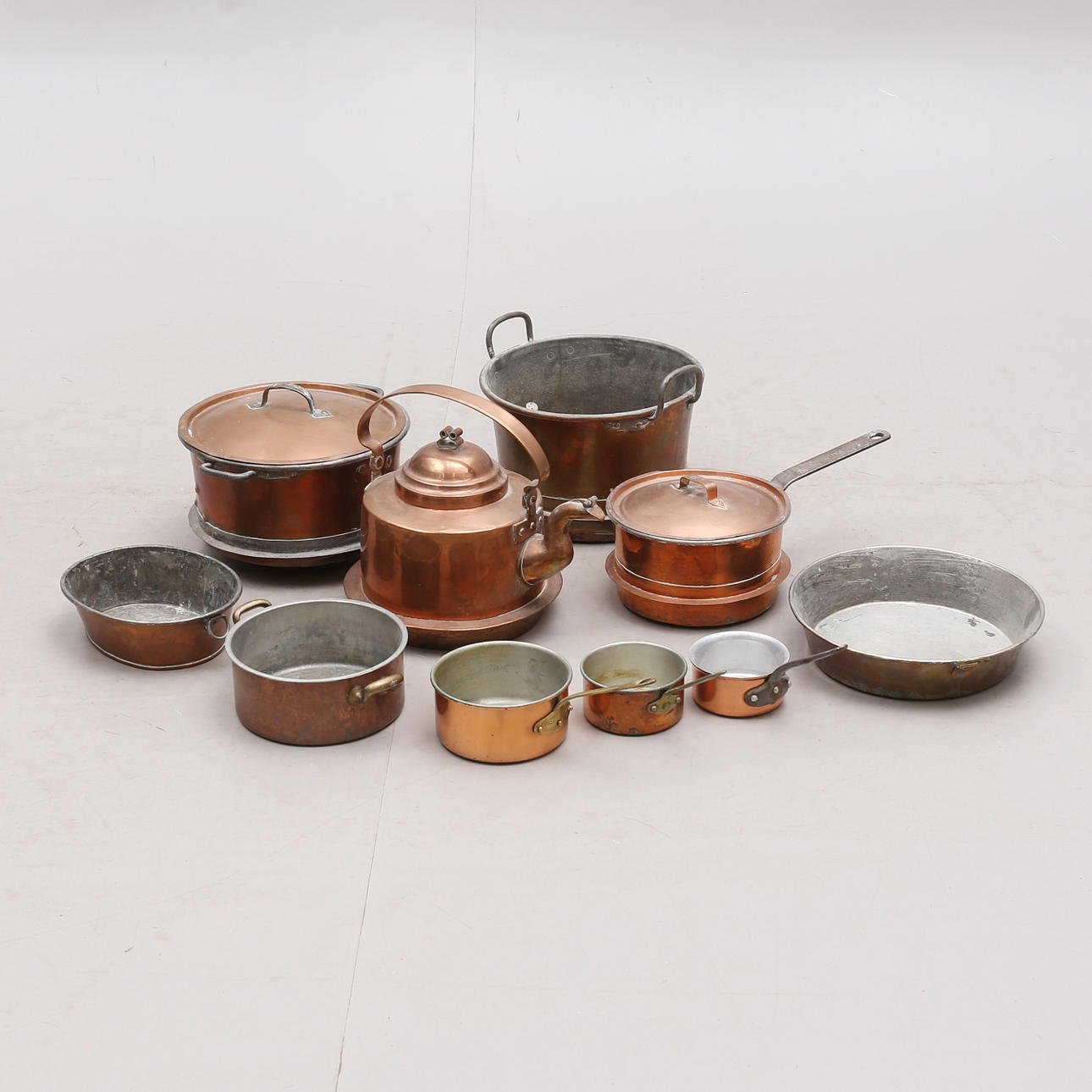 COPPER OBJECTS, 10 pcs, 1900s.