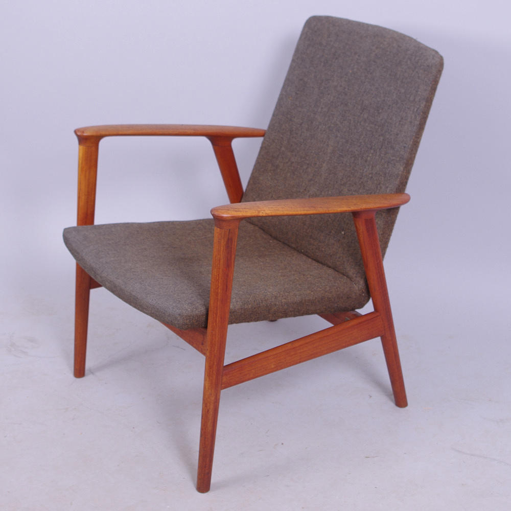 FÅTÖLJ, J O Carlsson, Vetlanda.