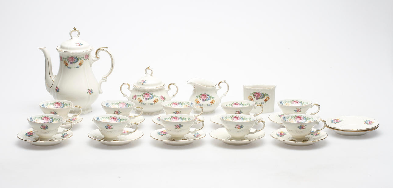 MOCCASERVIS, 14 delar porslin, Edelstein, Bavaria, 1900-tal.