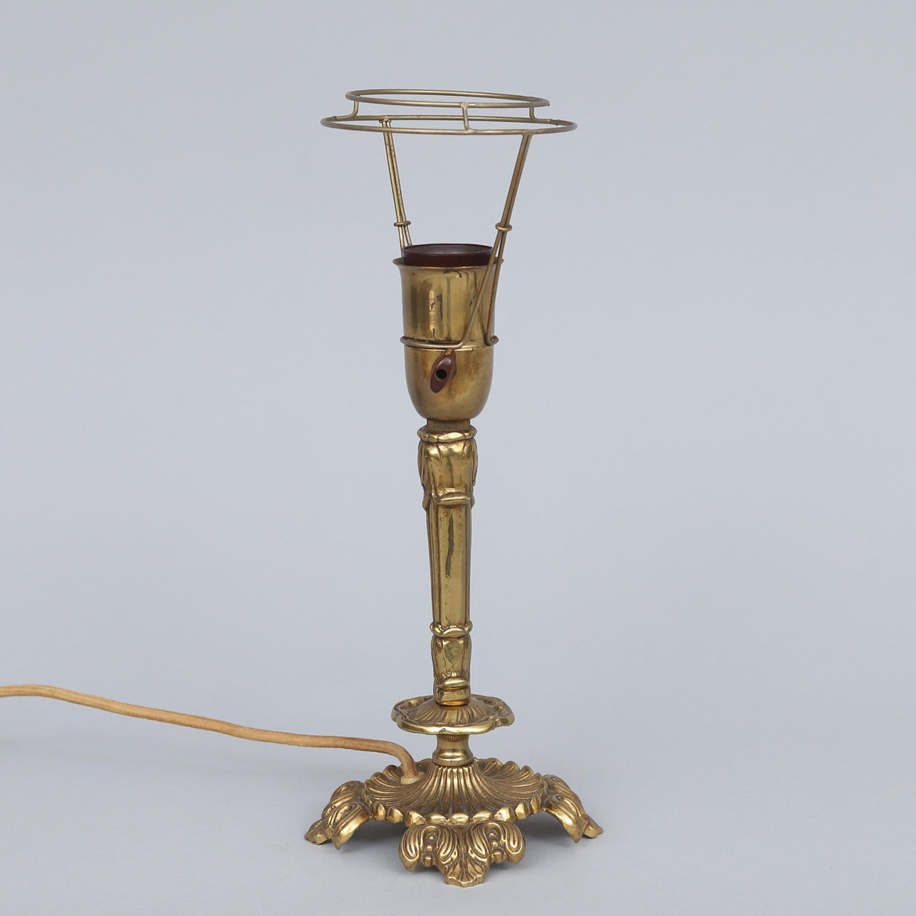 BORDSLAMPA, mässing, 1900-talets mitt.