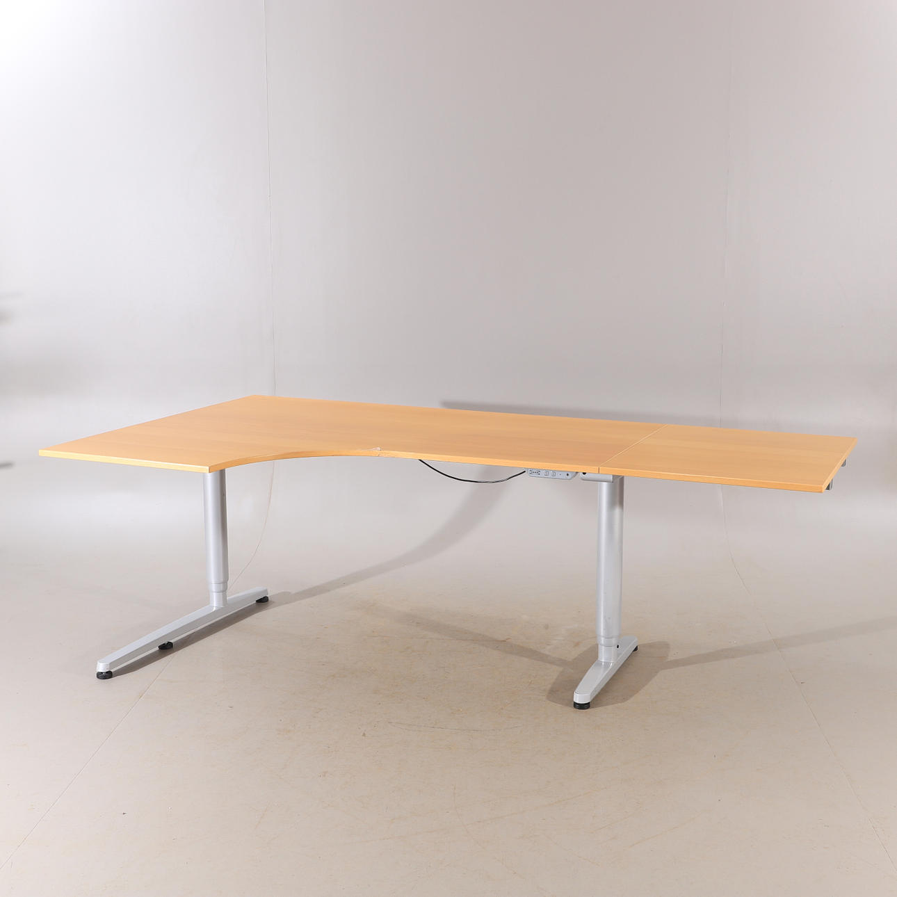 SKRIVBORD, höj och sänkbart, "Galant", IKEA.