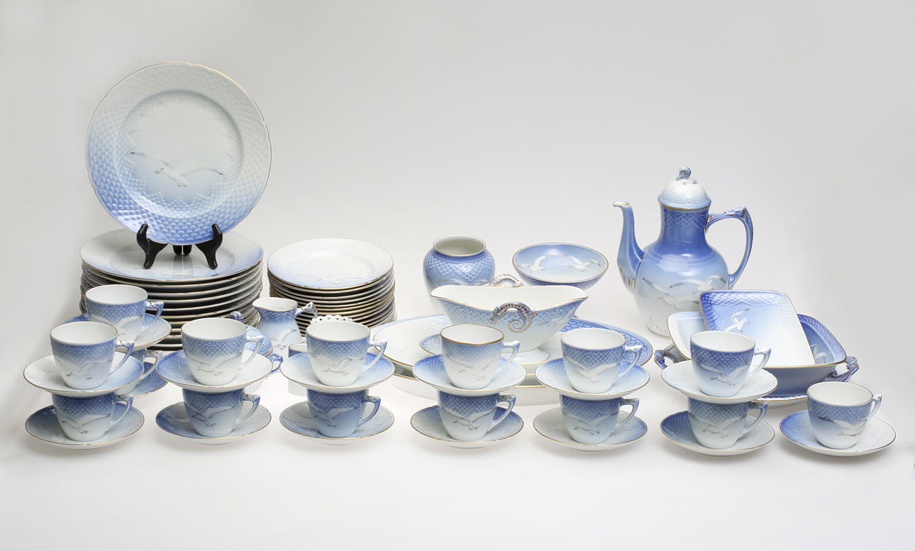 SERVIS, 69 delar, porslin, "Blå Måsen", Bing & Gröndahl.