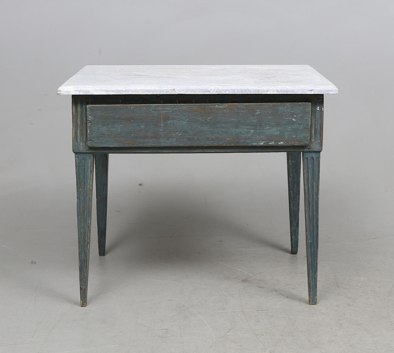 MÖSSBORD, gustavianskt provinarbete, 1700-1800-tal.