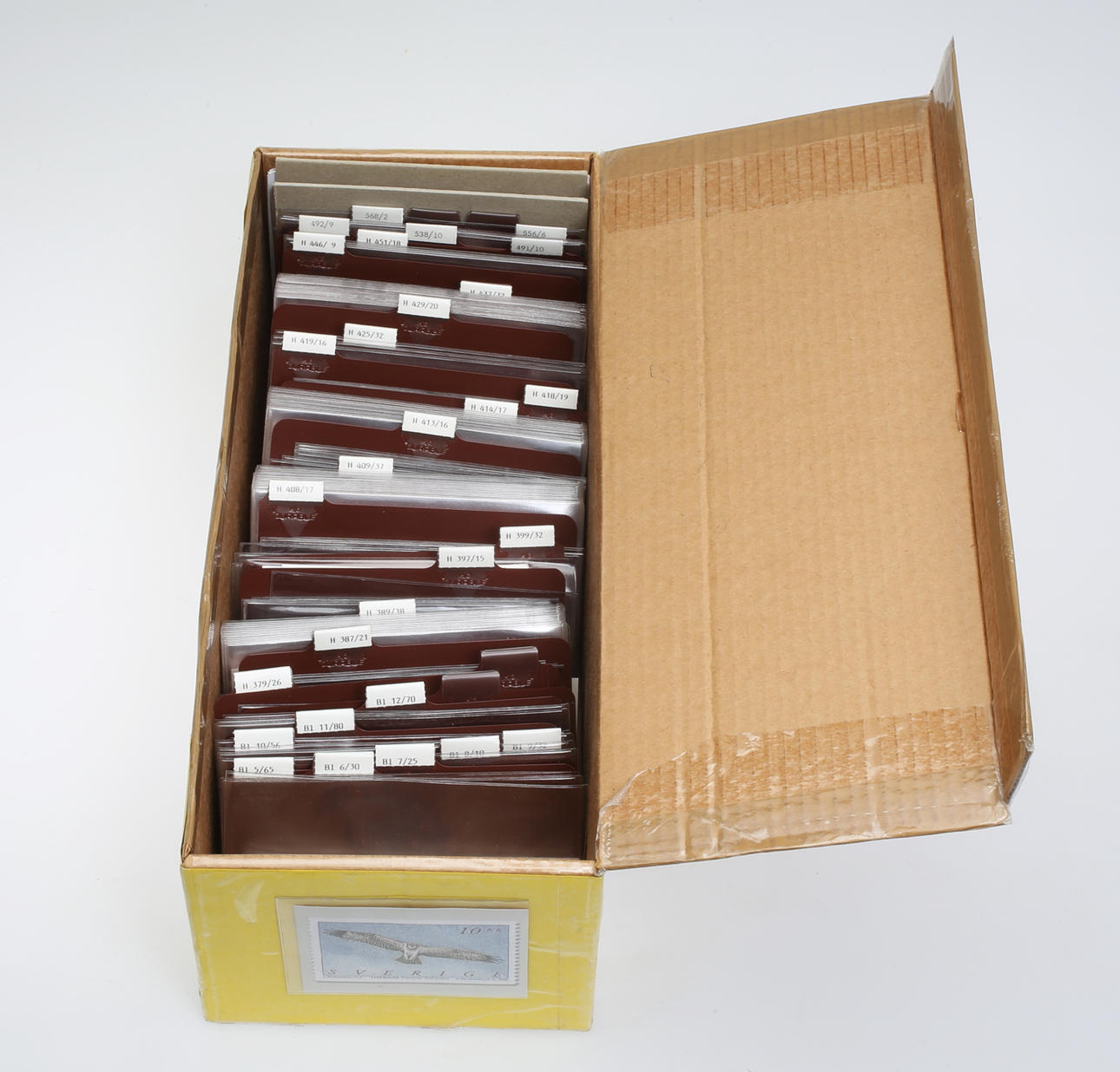 FRIMÄRKSHÄFTEN, postfriska.