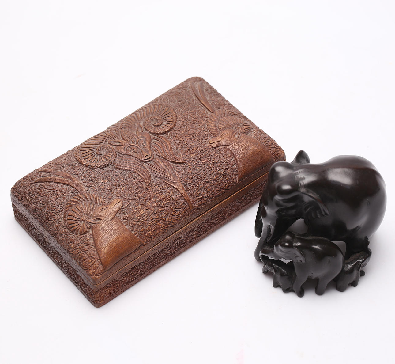 VEISTOS JA KAAPPI, puuta.