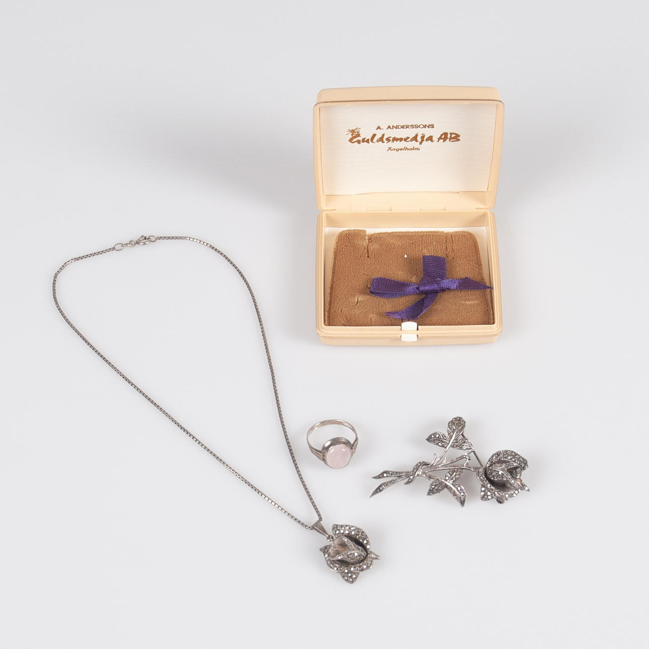 SILBERSCHMUCK. Rosenquarz und Markasiten.