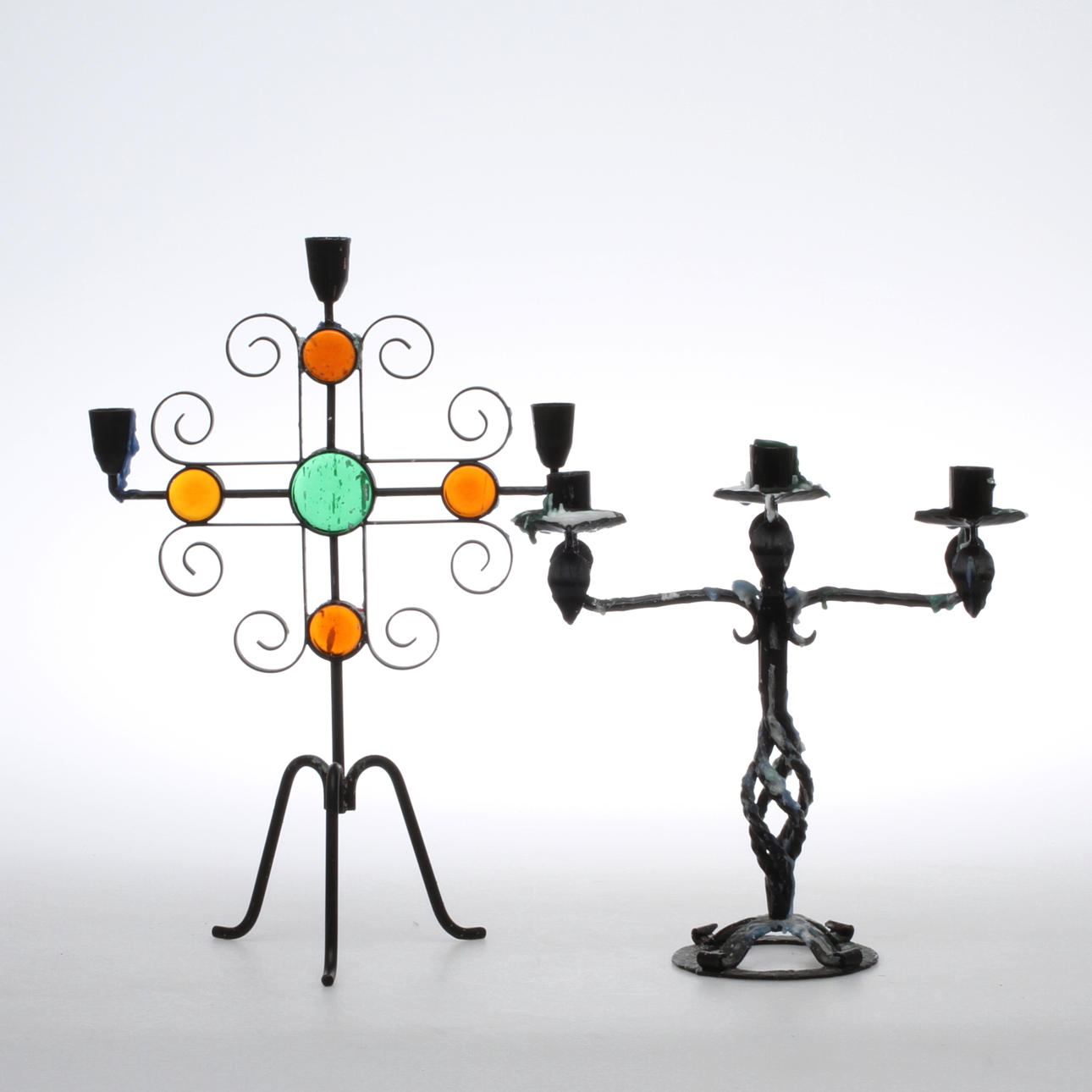 LJUSSTAKAR, 2 st, smide, varav en Gunnar Ander, Ystad Metall.