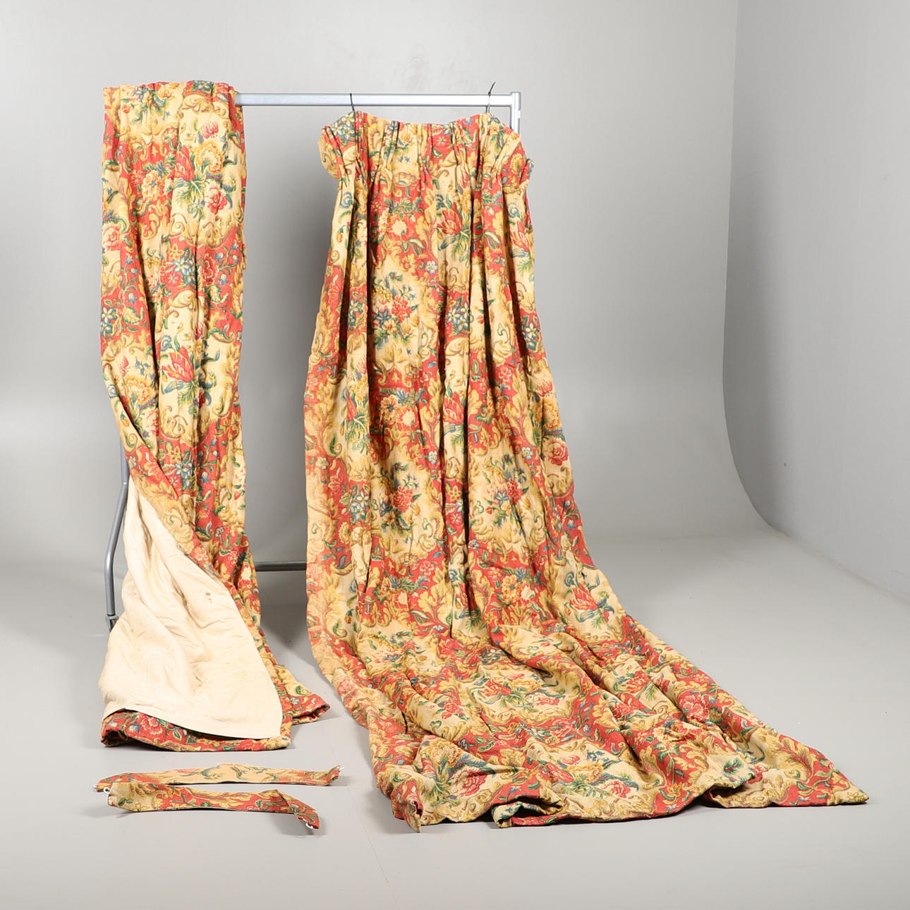 ET PAR BLOMSTERGARDINER.