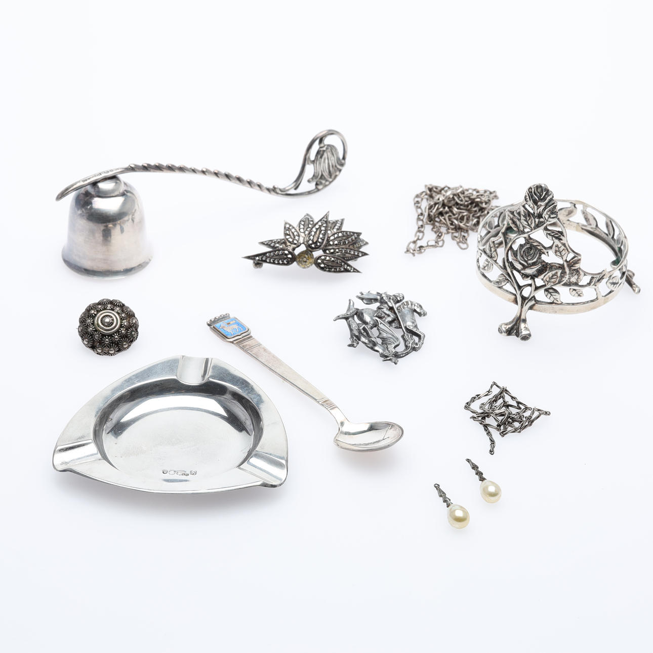 OBJETOS DE PLATA, 10 piezas.