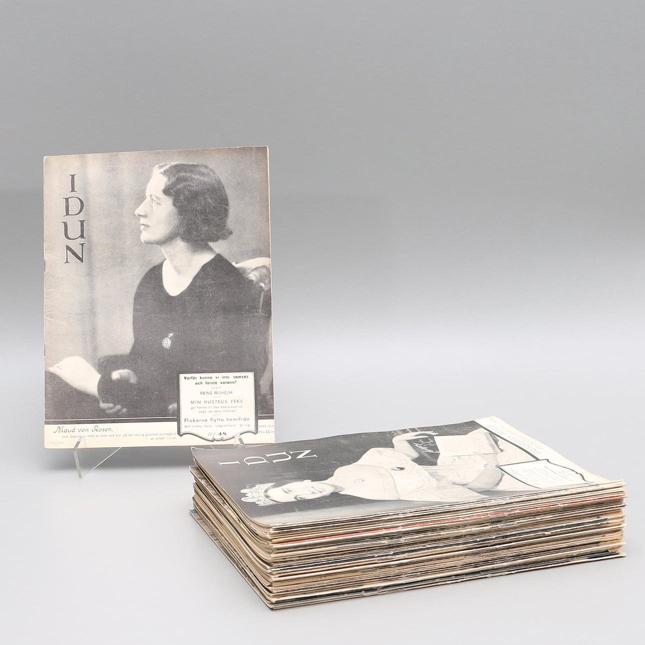NEWSPAPERS, "IDUN", probably full vintage, 1933.