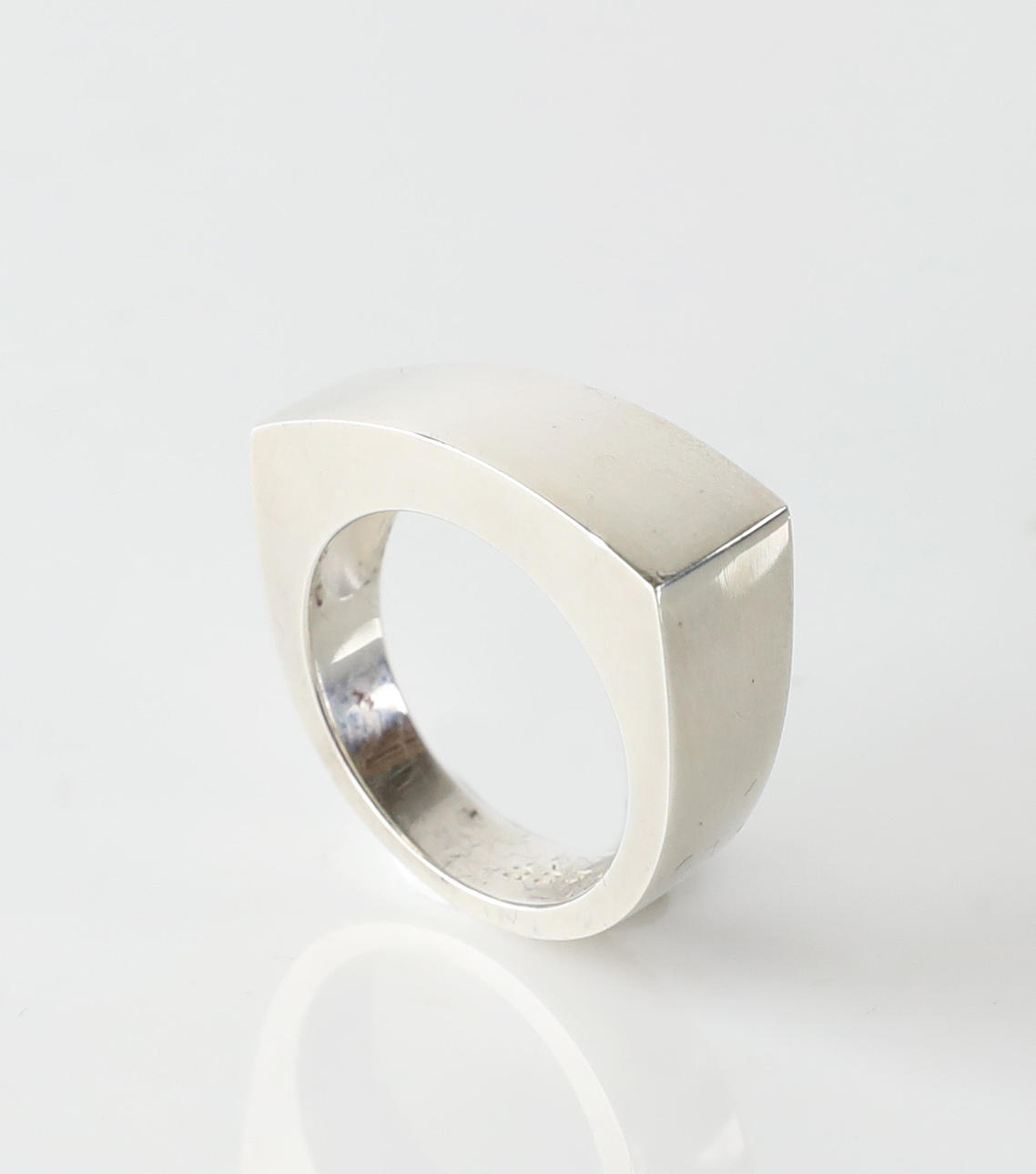 RAGNER R. JØRGENSEN. Victory, Ring, silver, Georg Jensen.