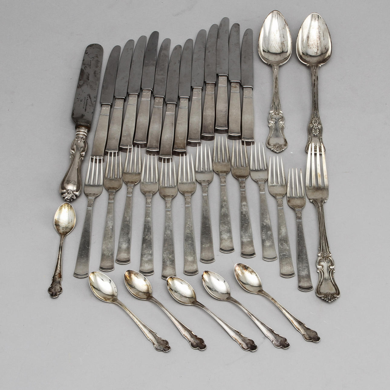 SILVER, 34 delar, Bl a Rosenholm, totalvikt ca 1000 gram.