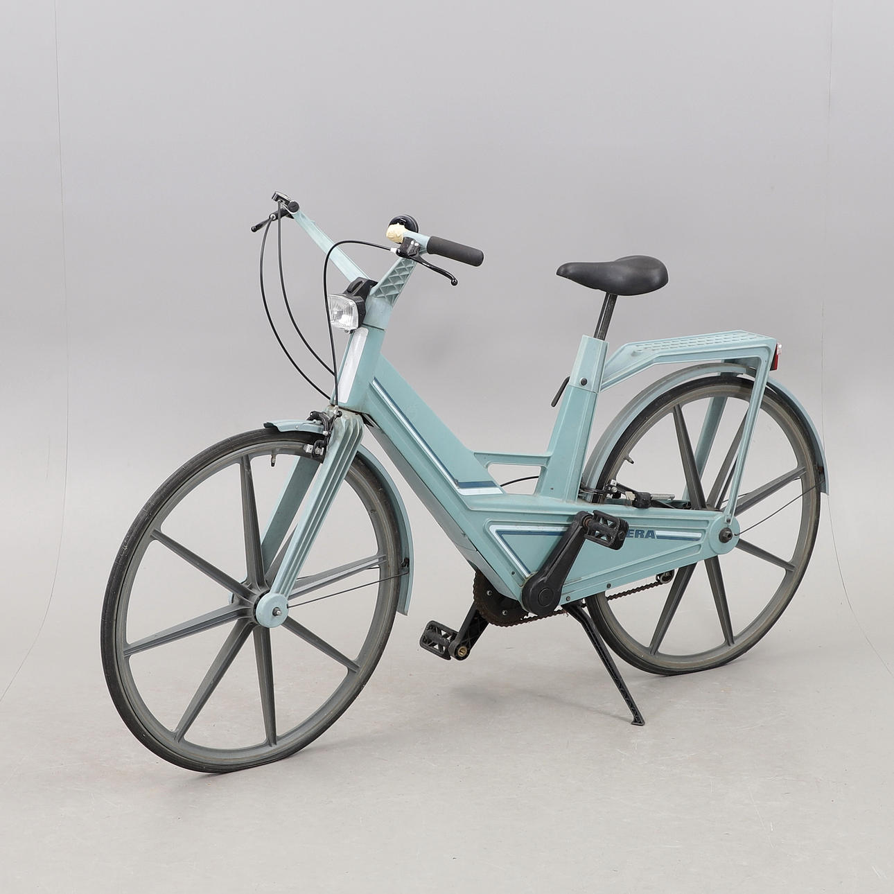 PYÖRÄ, Itera, muovi, 1980-luku.