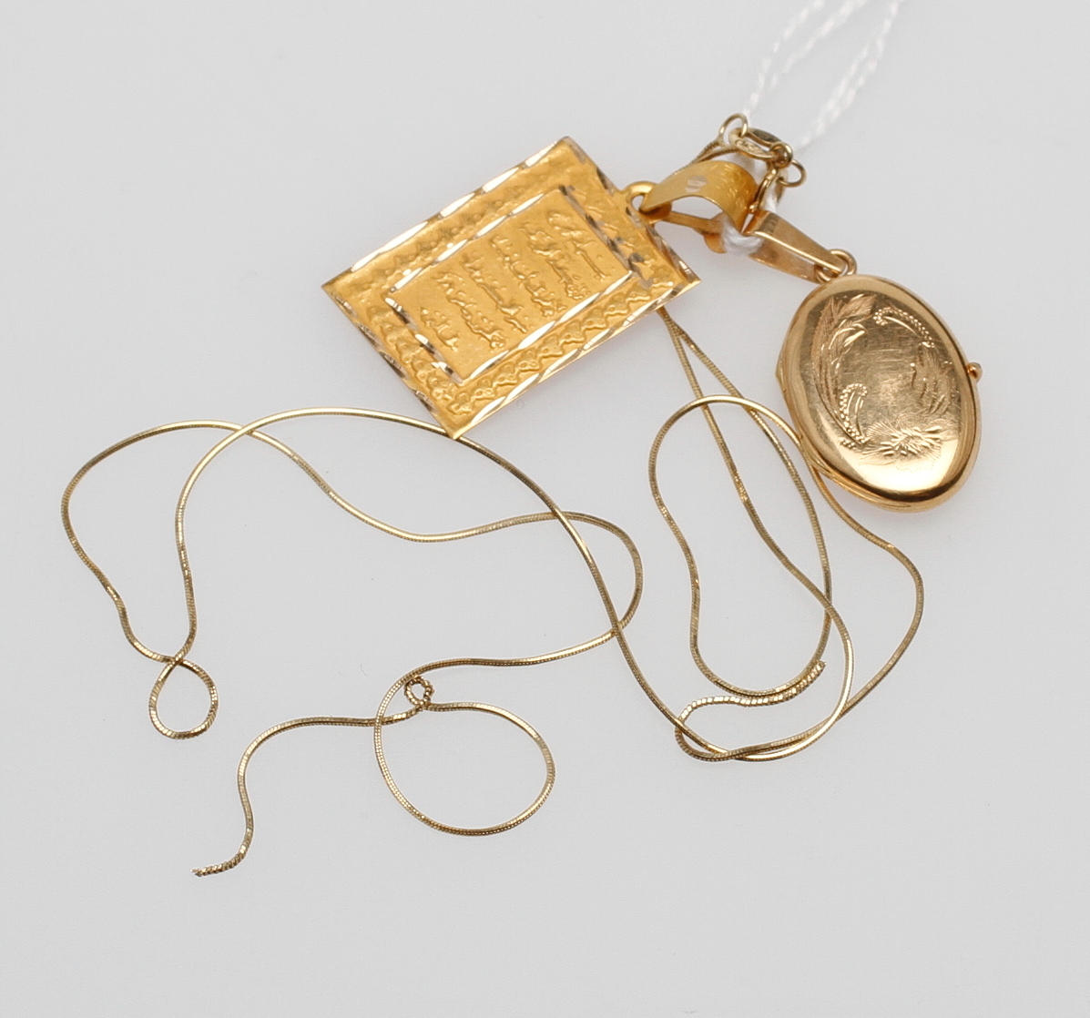 PARTI GULD, 18k, vikt ca 4,7 gram.