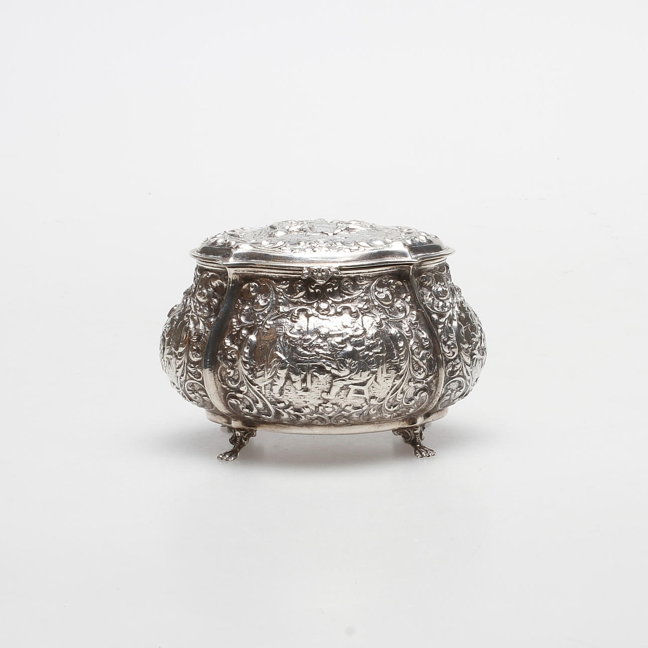 SOCKERSKRIN, silver, Hultman A/B J L, Stockholm 1951, vikt ca. 205,6 gram.