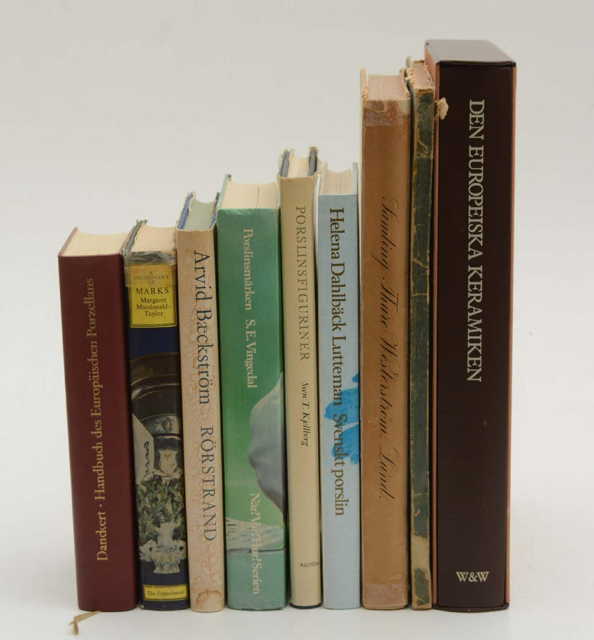 Books about Porcelain. 9 Volumes.
