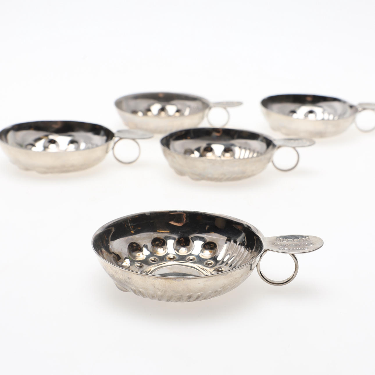 TASTEVIN, 5 st, metall, bl.a. Marché aux vins beaune. Silver & Metall ...