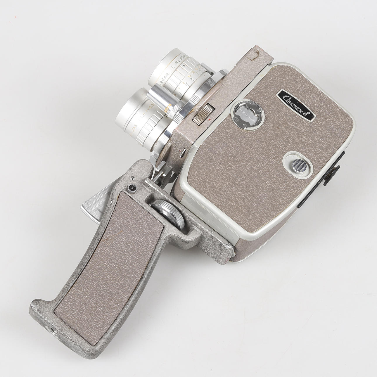 CINEMAX-8 TRIAUTO ３本ターレットレンズ付き FILM CAMERA, Cinemax-8 Triauto, Japan, 1960s. Photo, Cameras