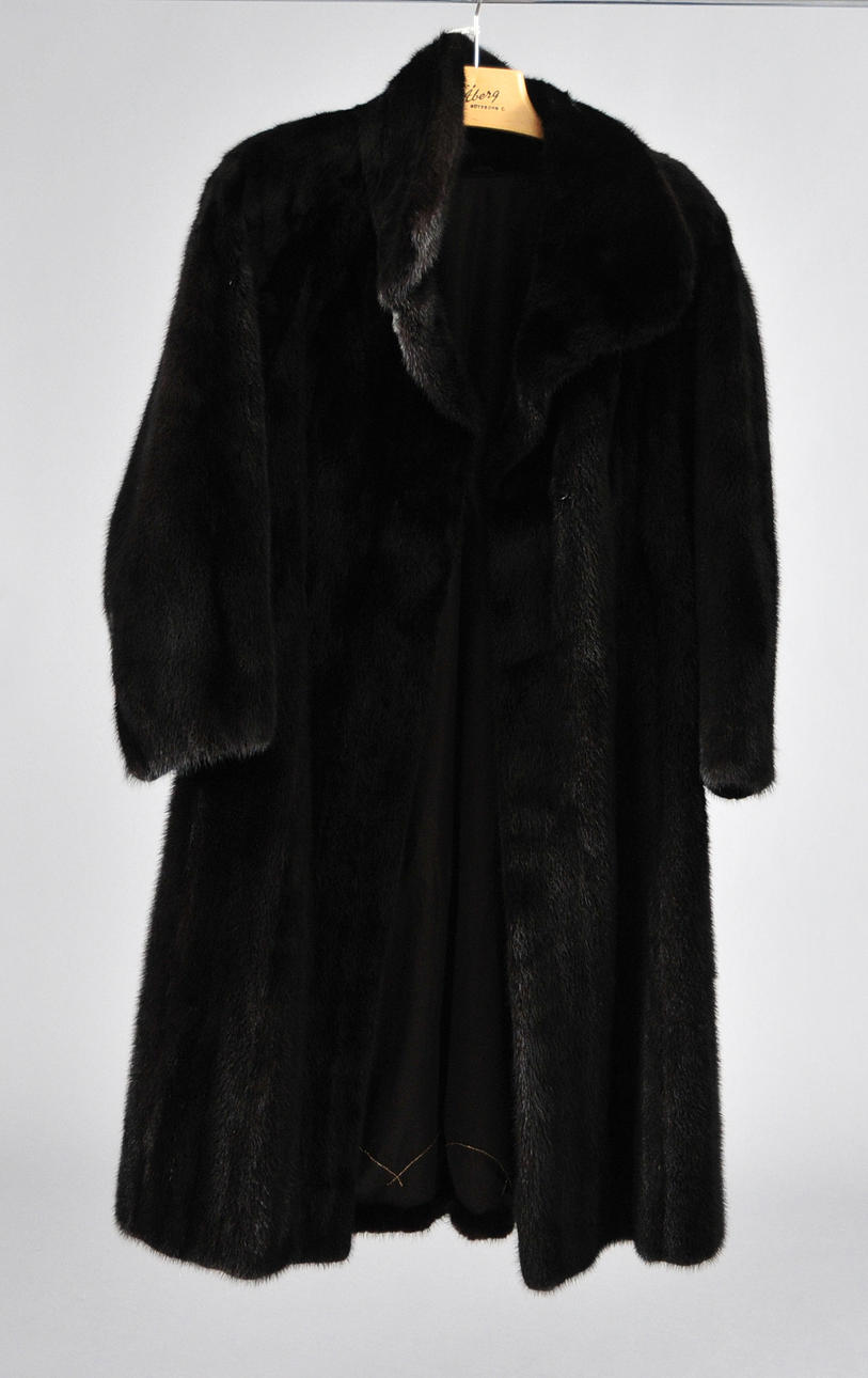 MINKPÄLS samt HATT.