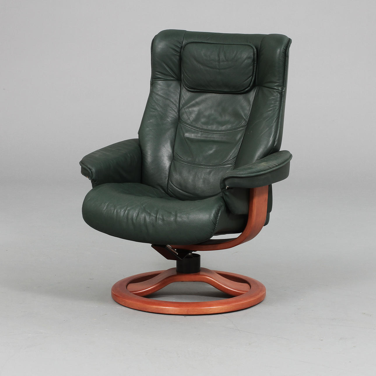 FÅTÖLJ, Hjellegjerde, modell Mustang. Norge.